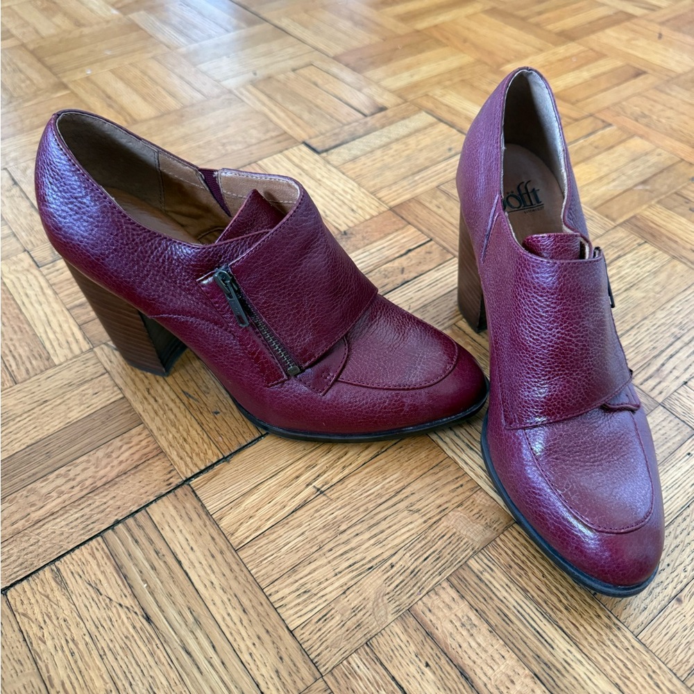 Söfft Red Leather Side Zip Booties Size 8.5